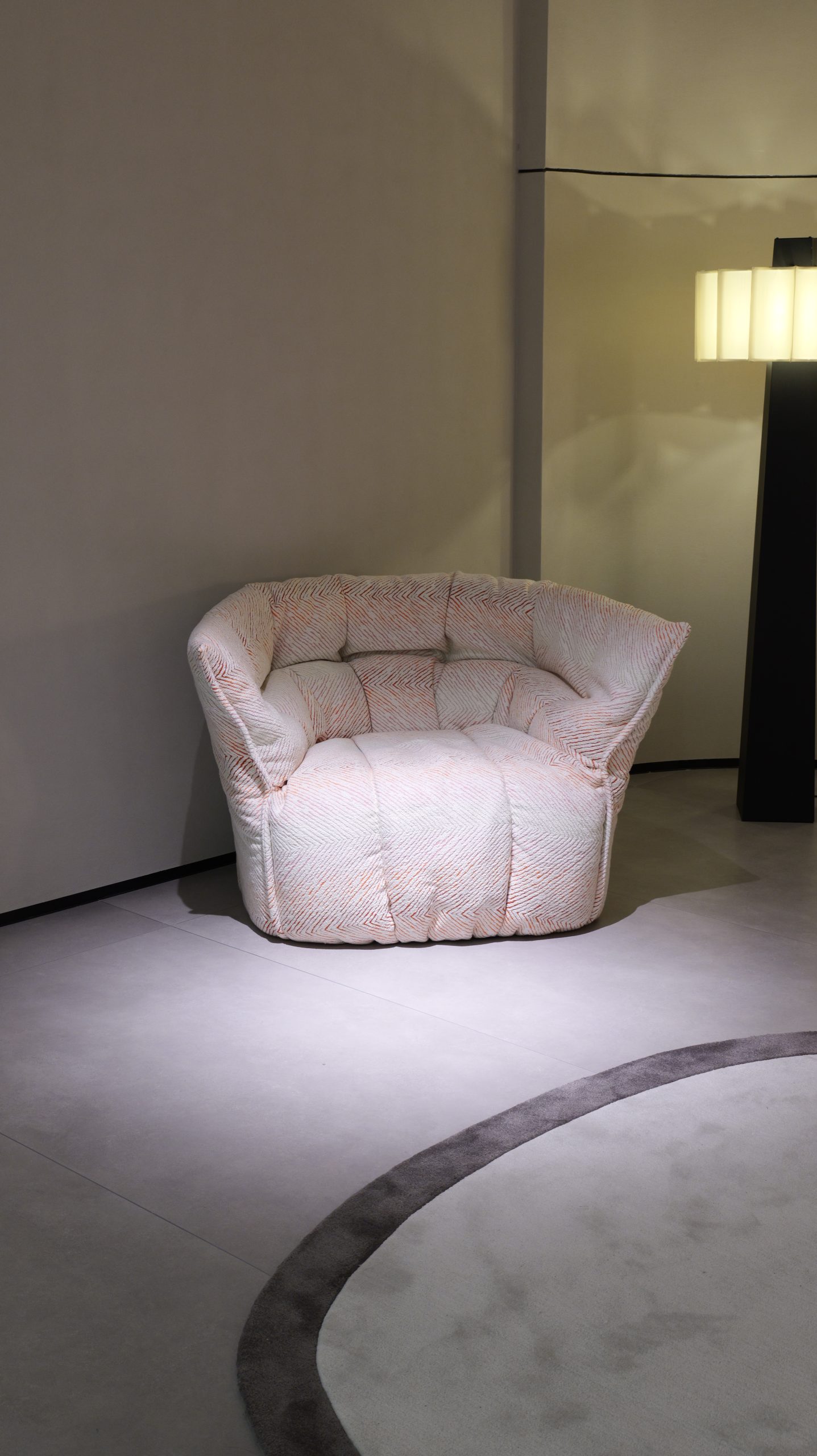 Juliet Armchair 3
