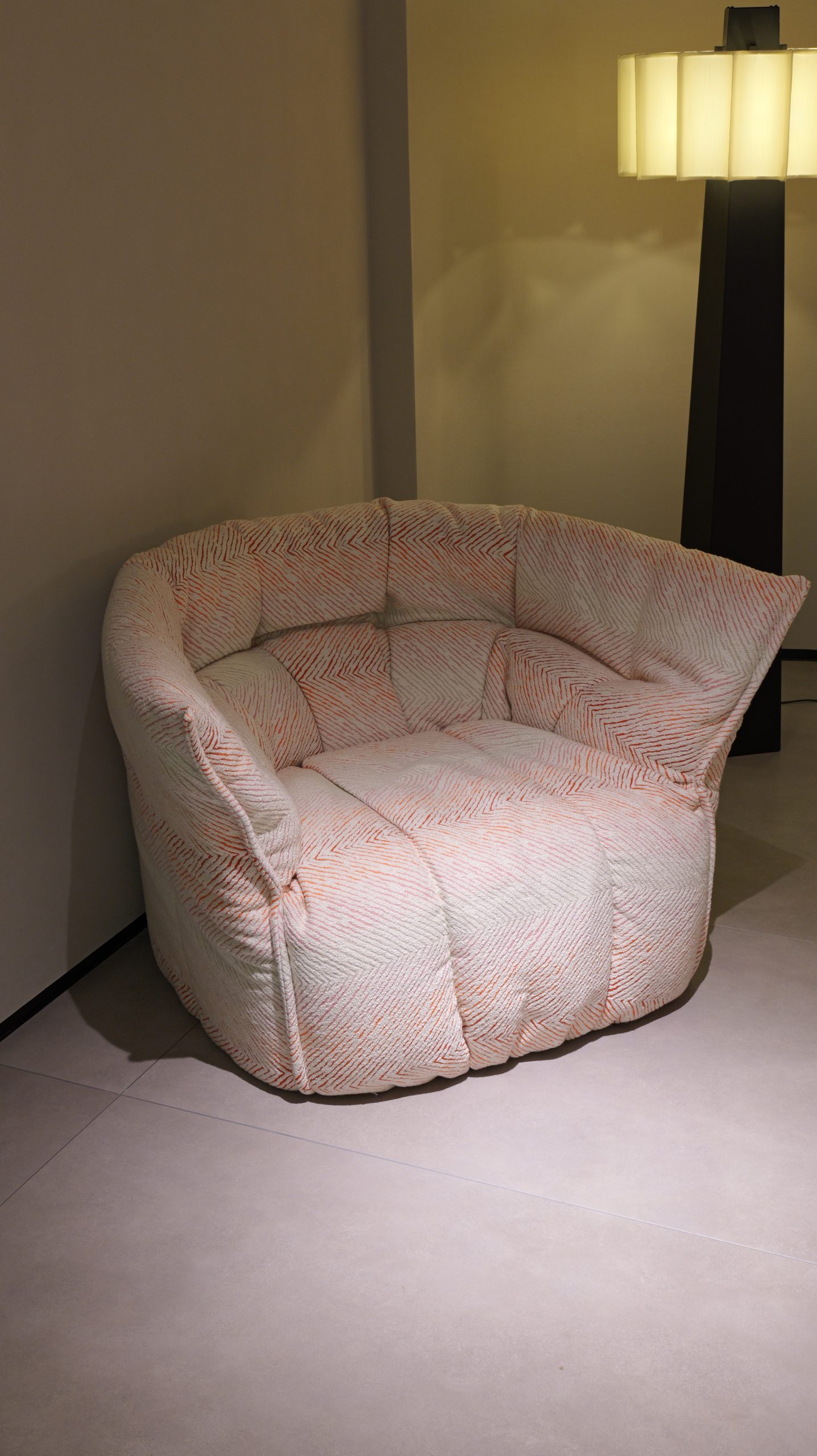 Juliet Armchair 4