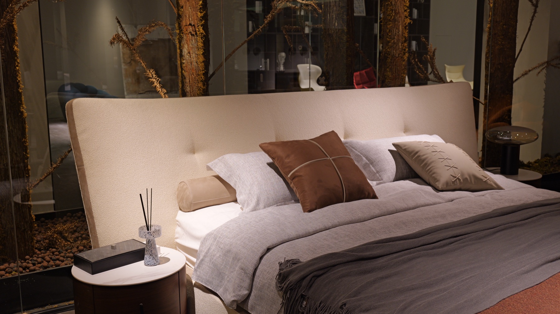Rever Bed 11