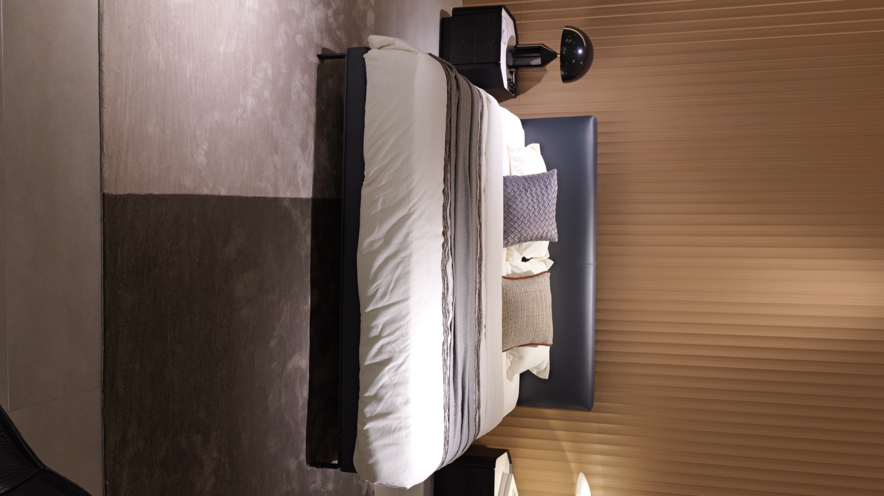 Small Block Floating Bed 4