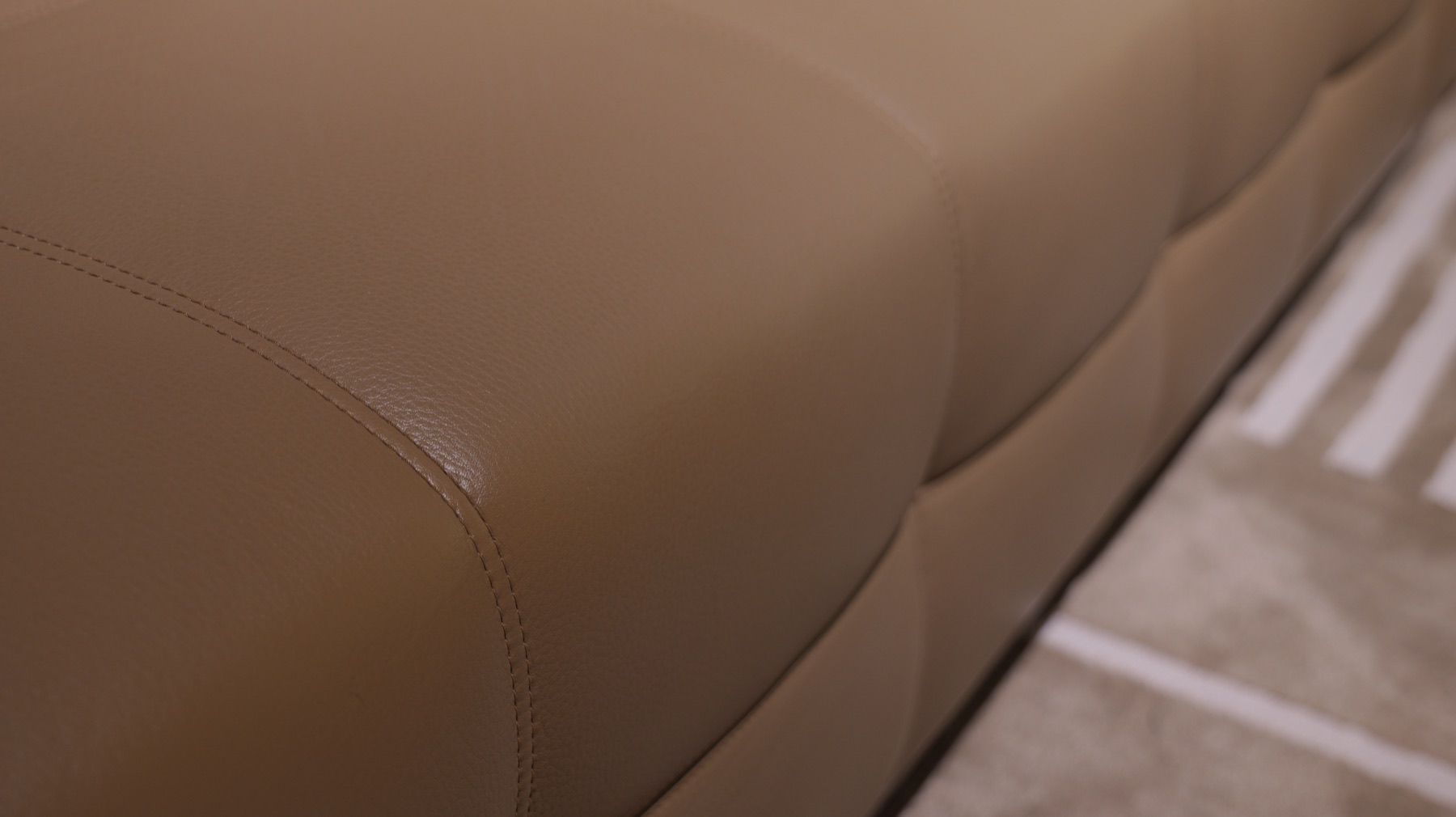 Lawrence Sofa 22