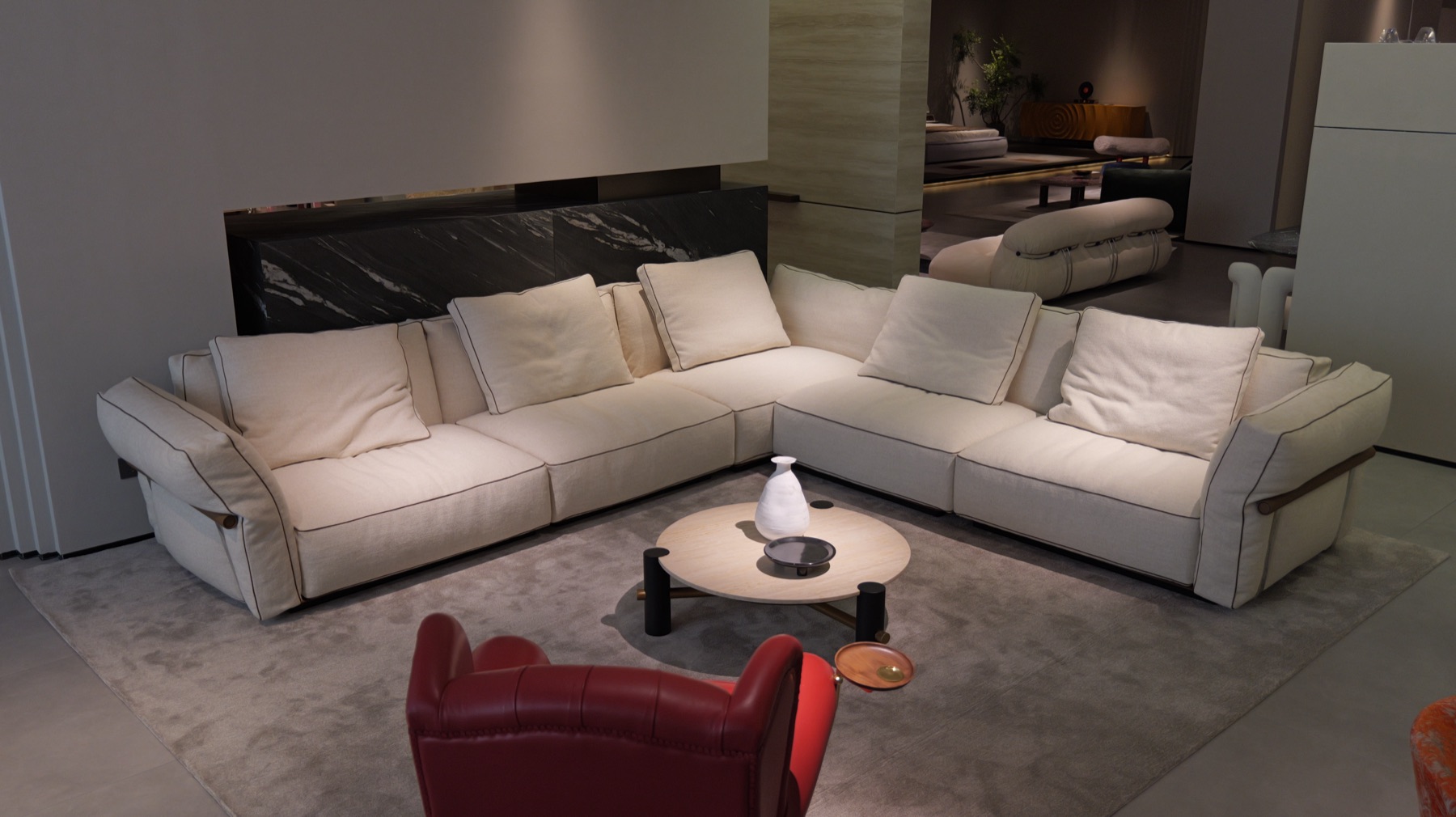 Camelot Sofa 22