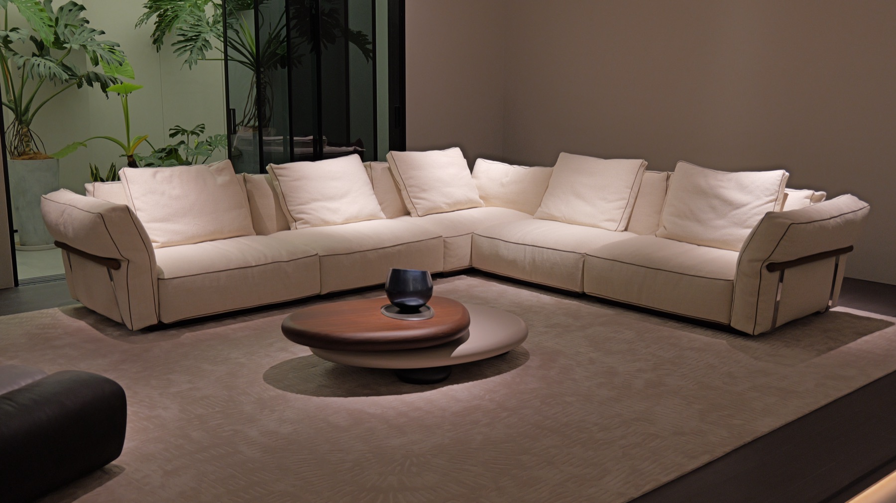 Camelot Sofa 35