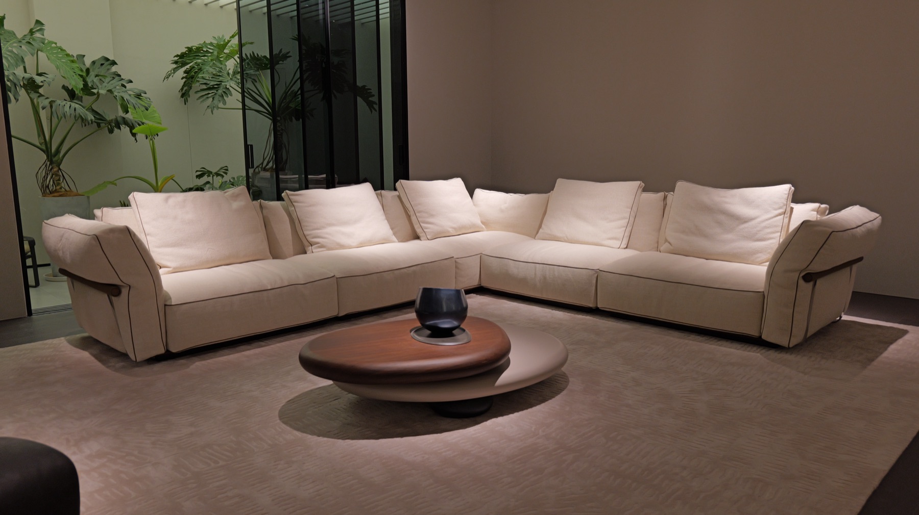 Camelot Sofa 40