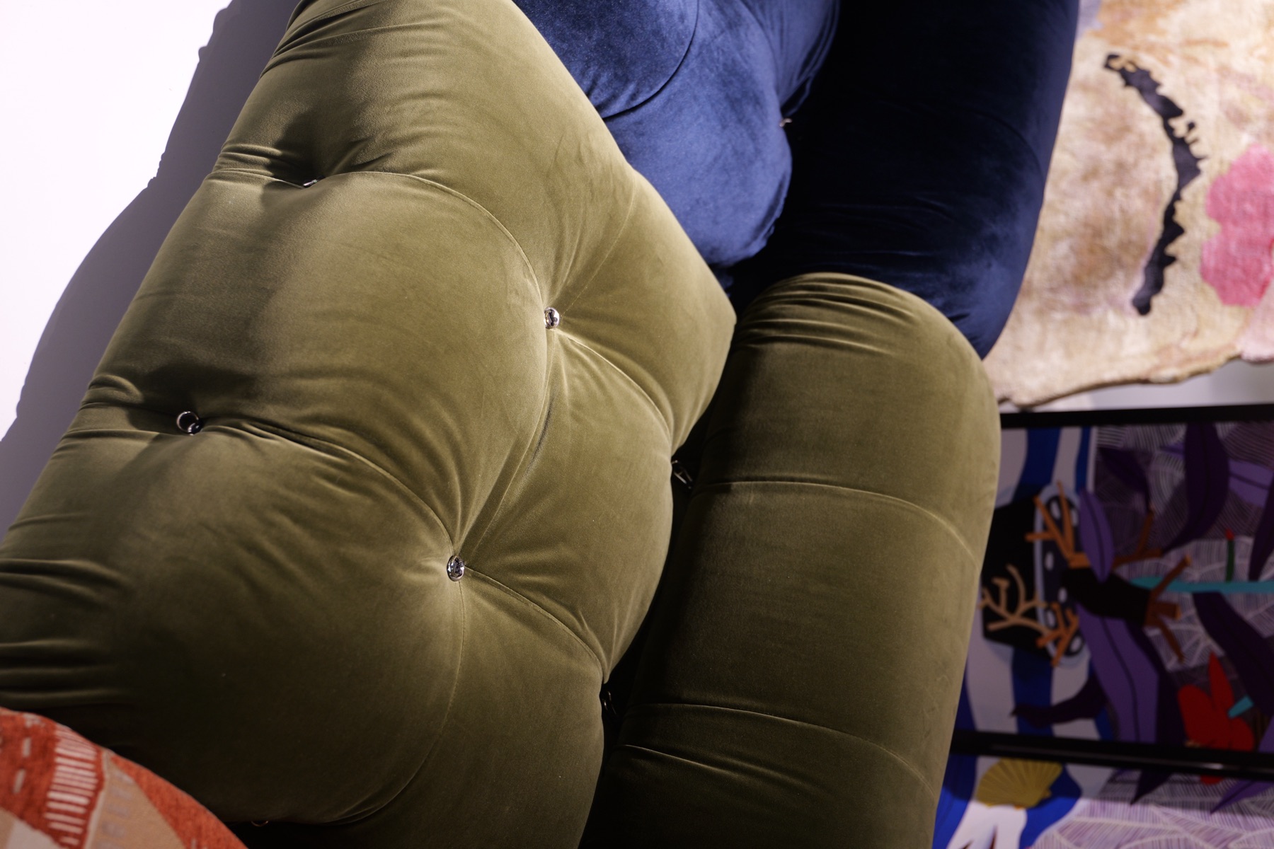Chameleon Sofa 4