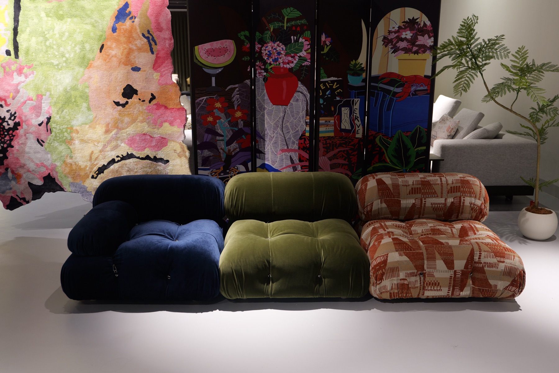 Chameleon Sofa 5