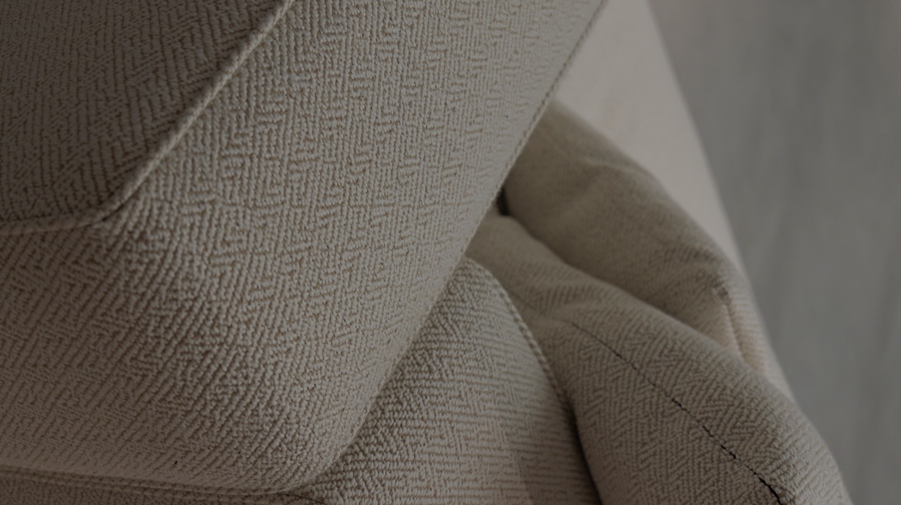 Horizon Sofa 6