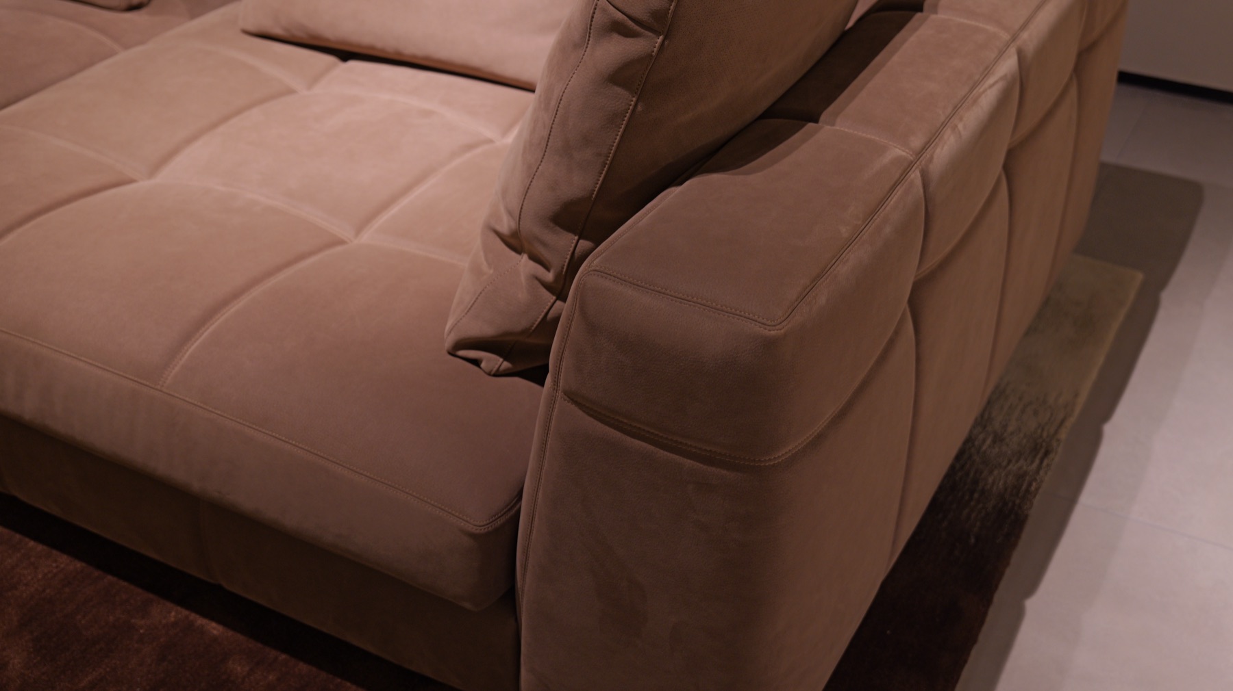 Blazer Sofa 30