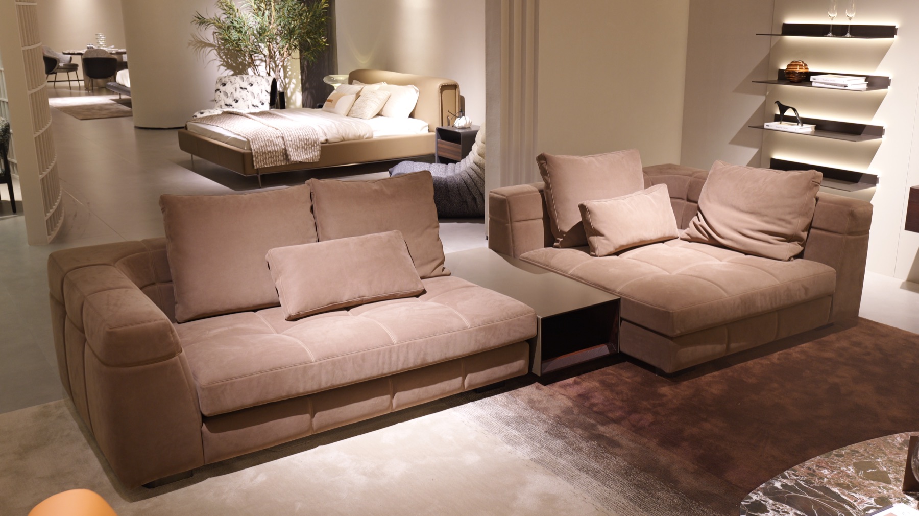 Blazer Sofa 50