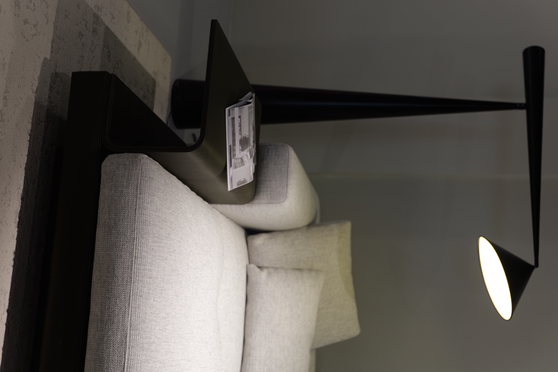 Connery Sofa 44