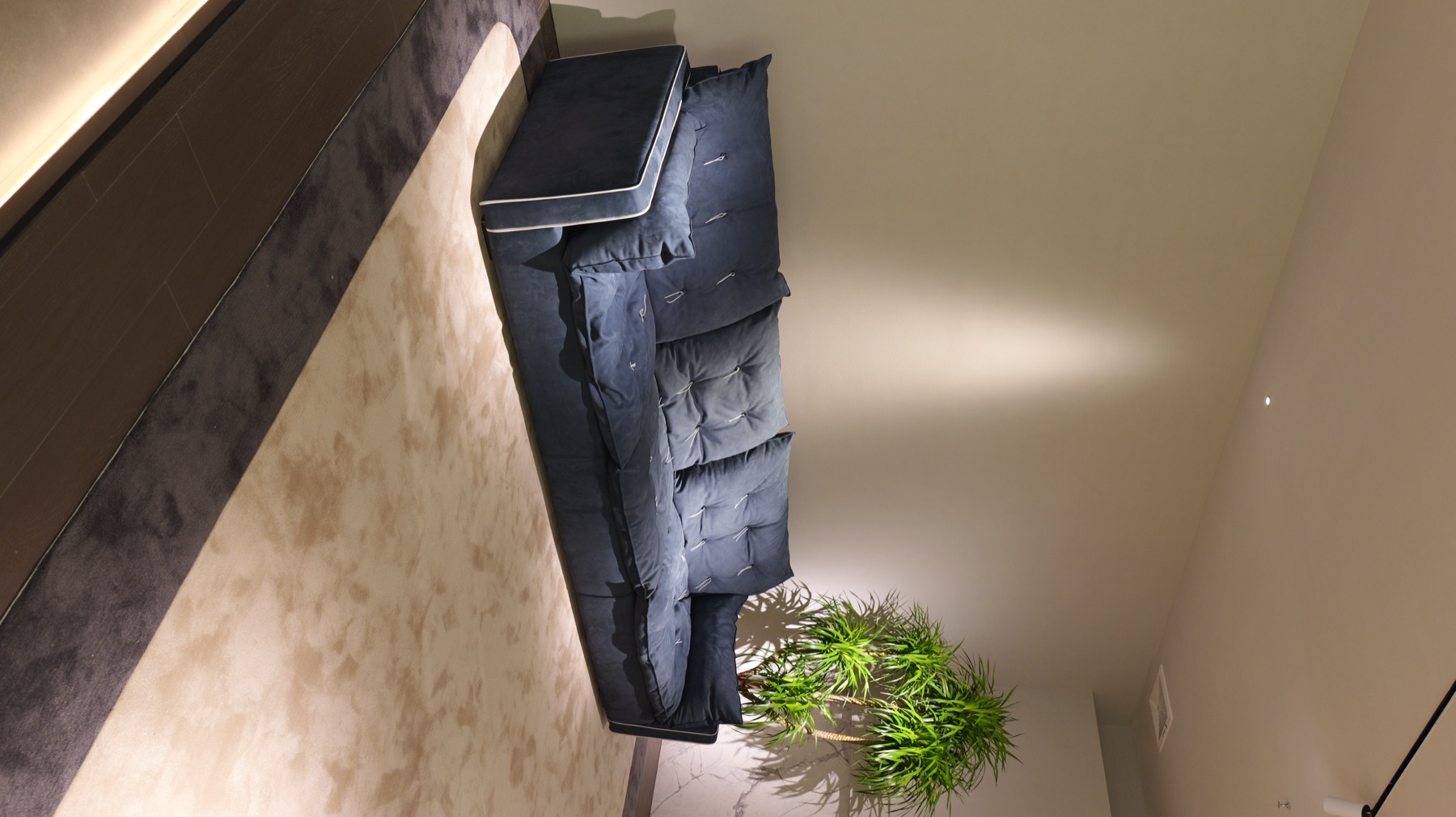 Sorrento Sofa 13