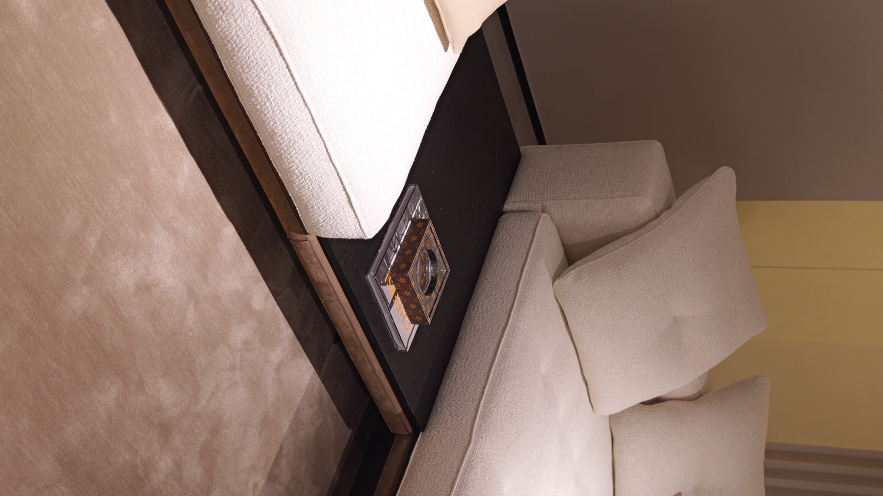 Dylan Sofa 42