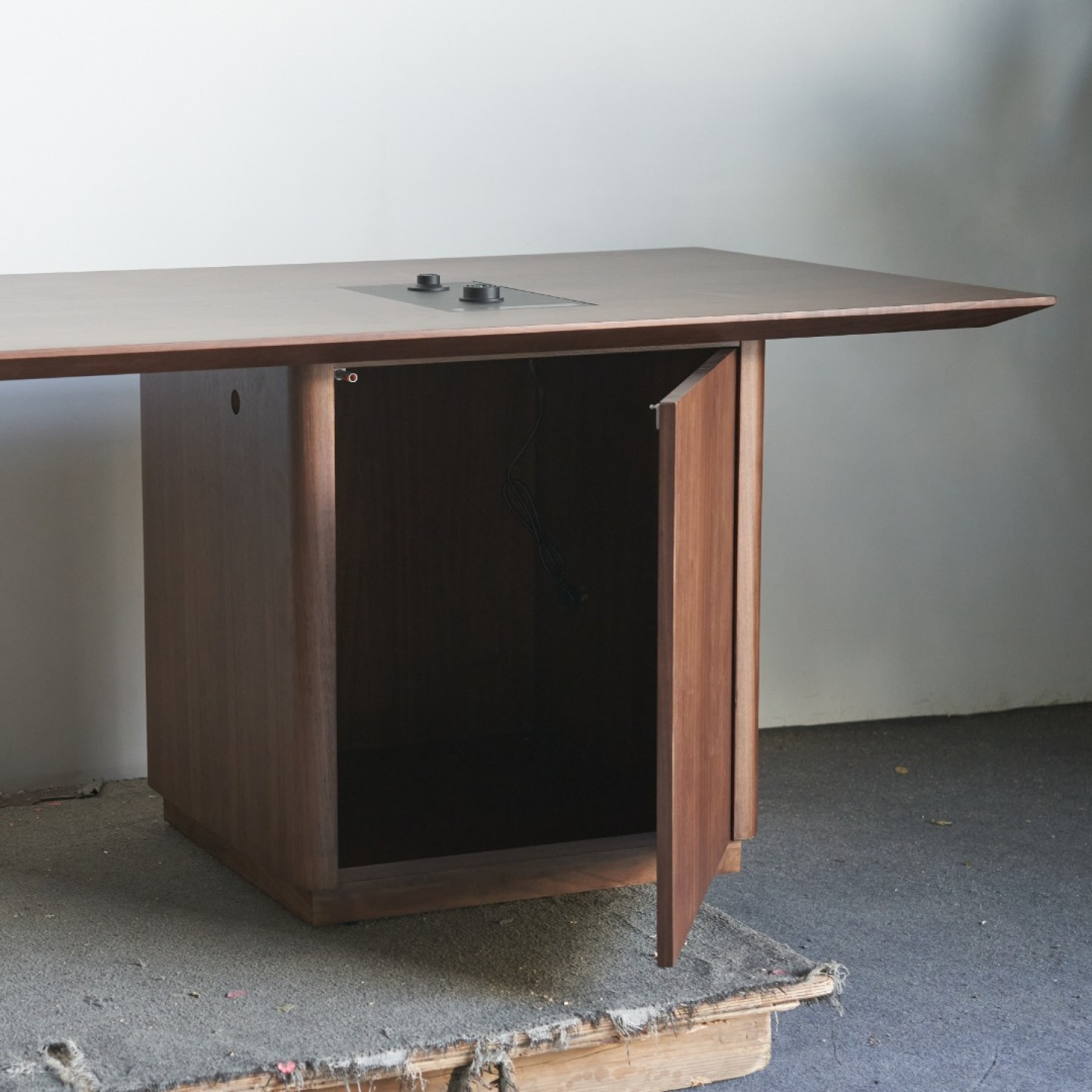 Black Walnut Furniture Customization 057 Whole Home
