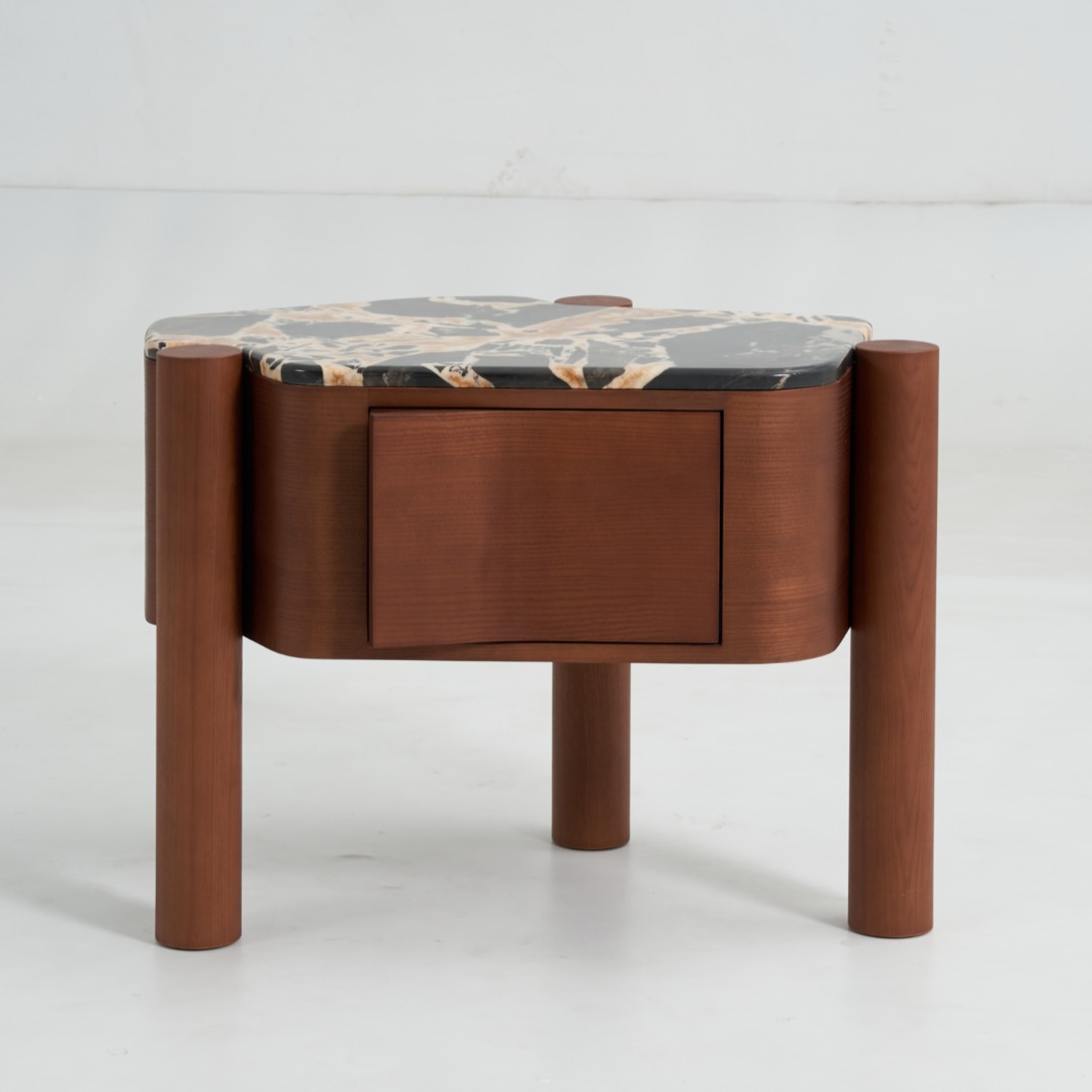 Custom Cabinet Design 072