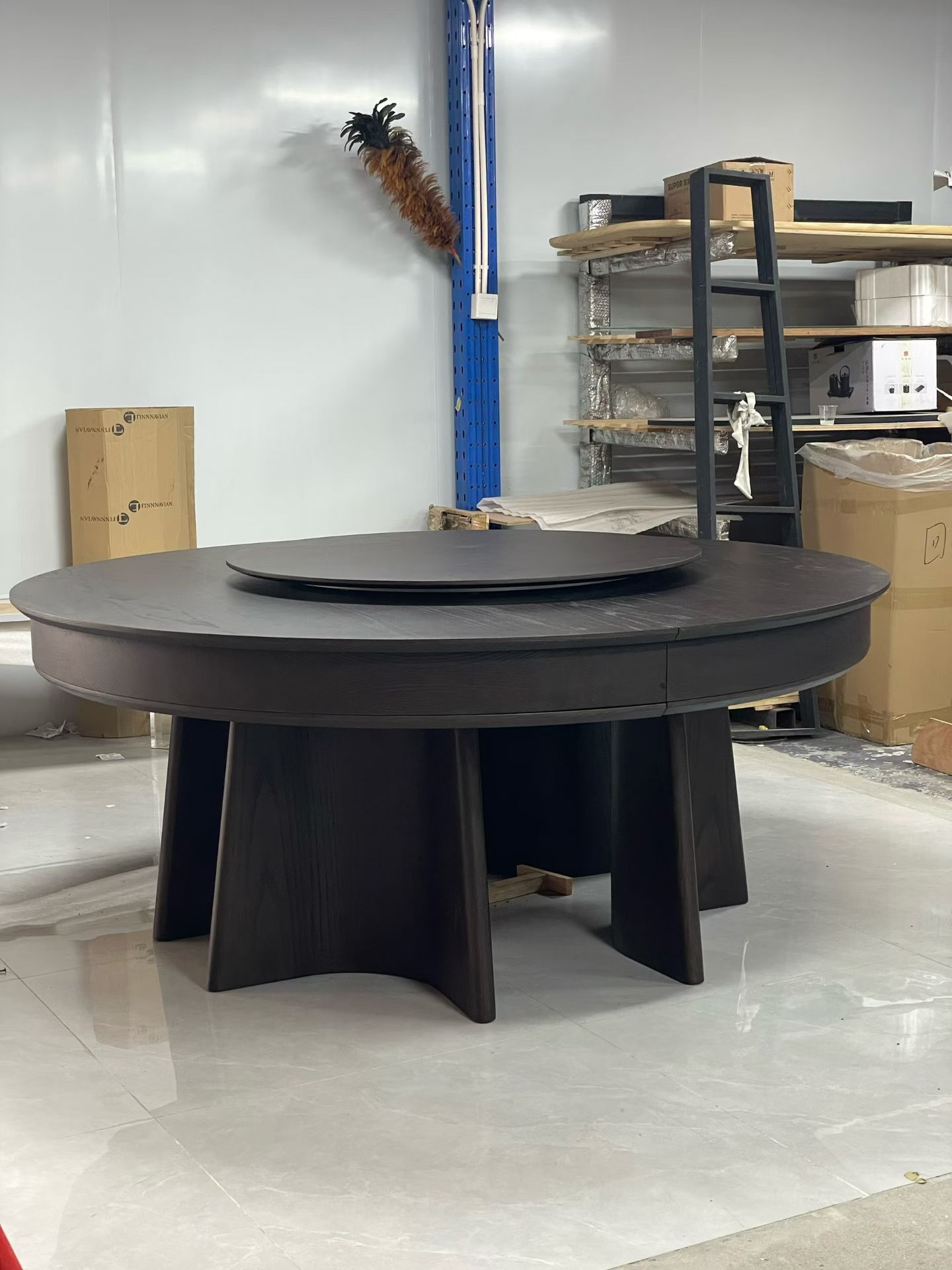 Custom Table Design 080