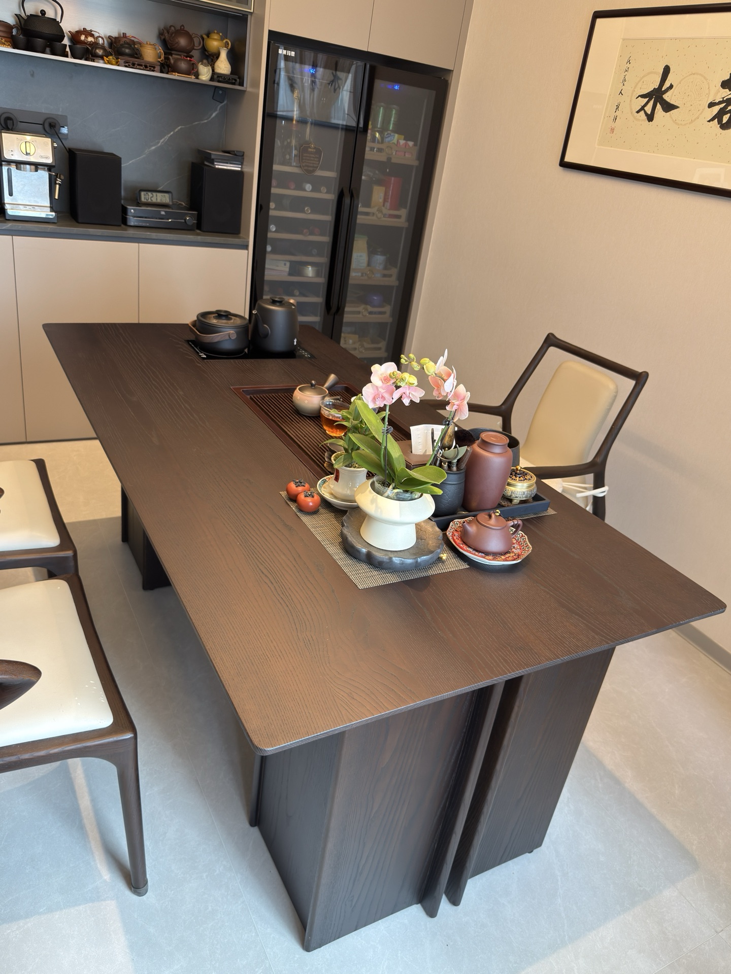 Custom Table Design 085